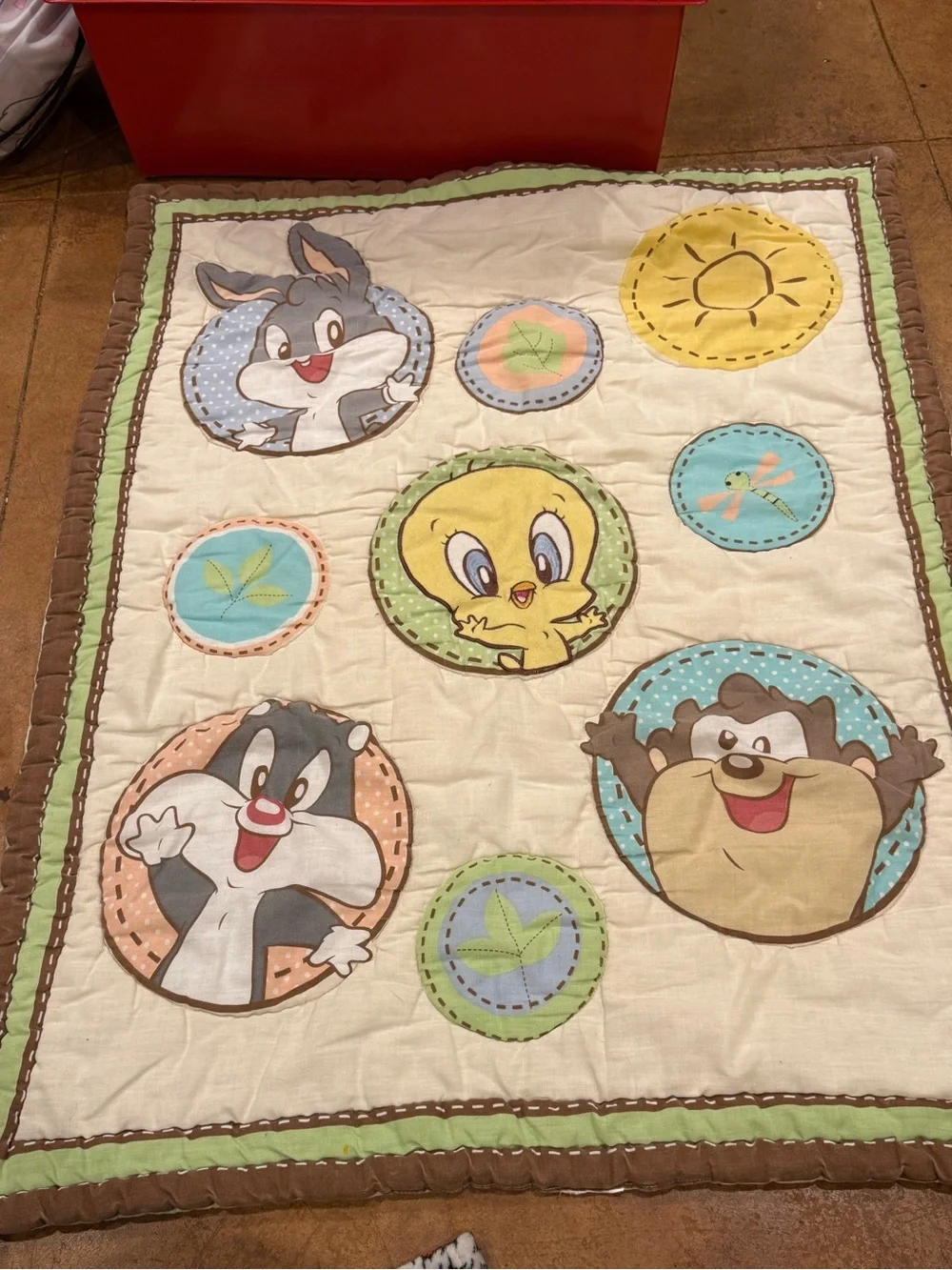 Looney Tunes Crib Comforter Blanket 39 x 31 Vintage Baby Bugs Tweety Taz Cat